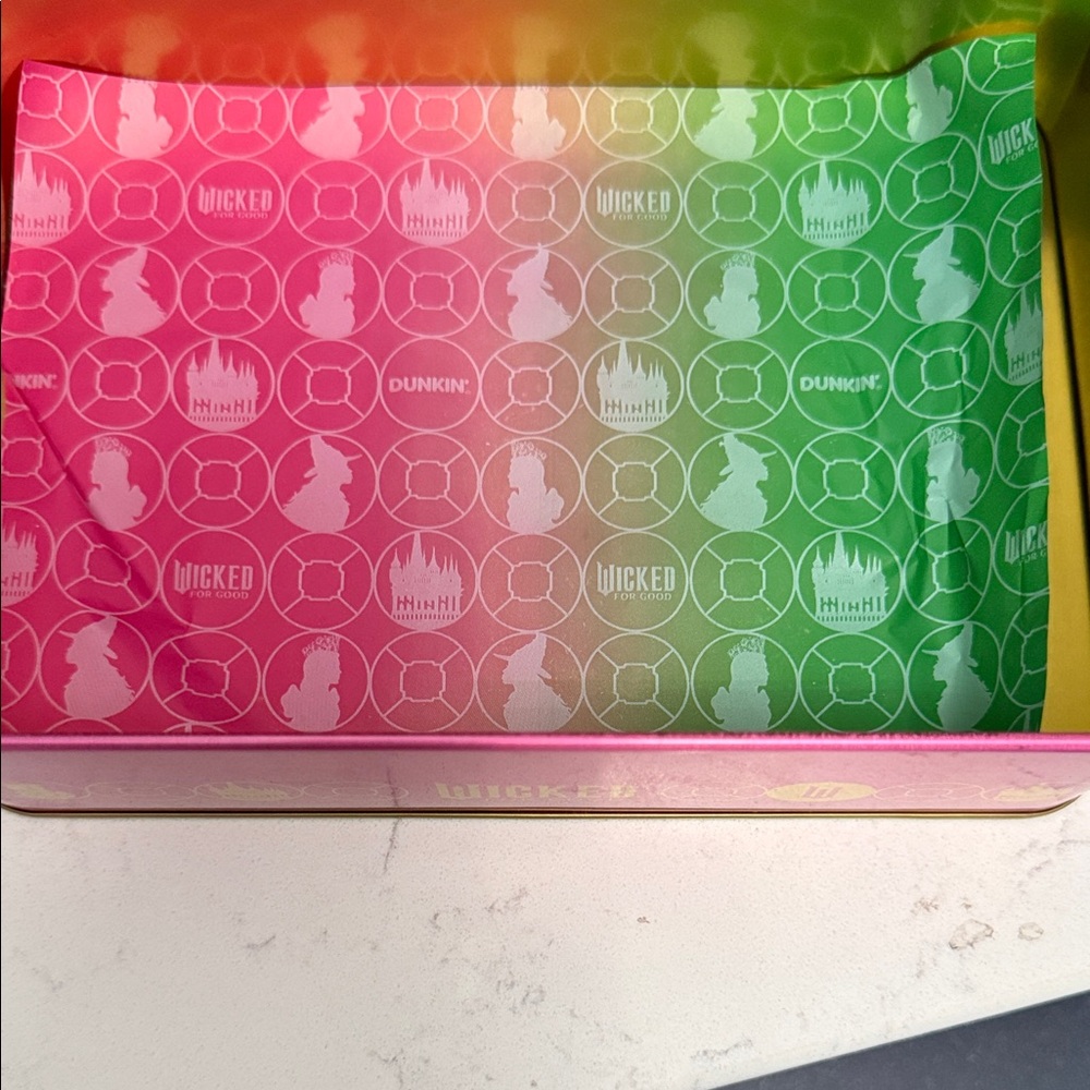 Wicked for good Munchkins Donut Hole Treats Tin. New!!!